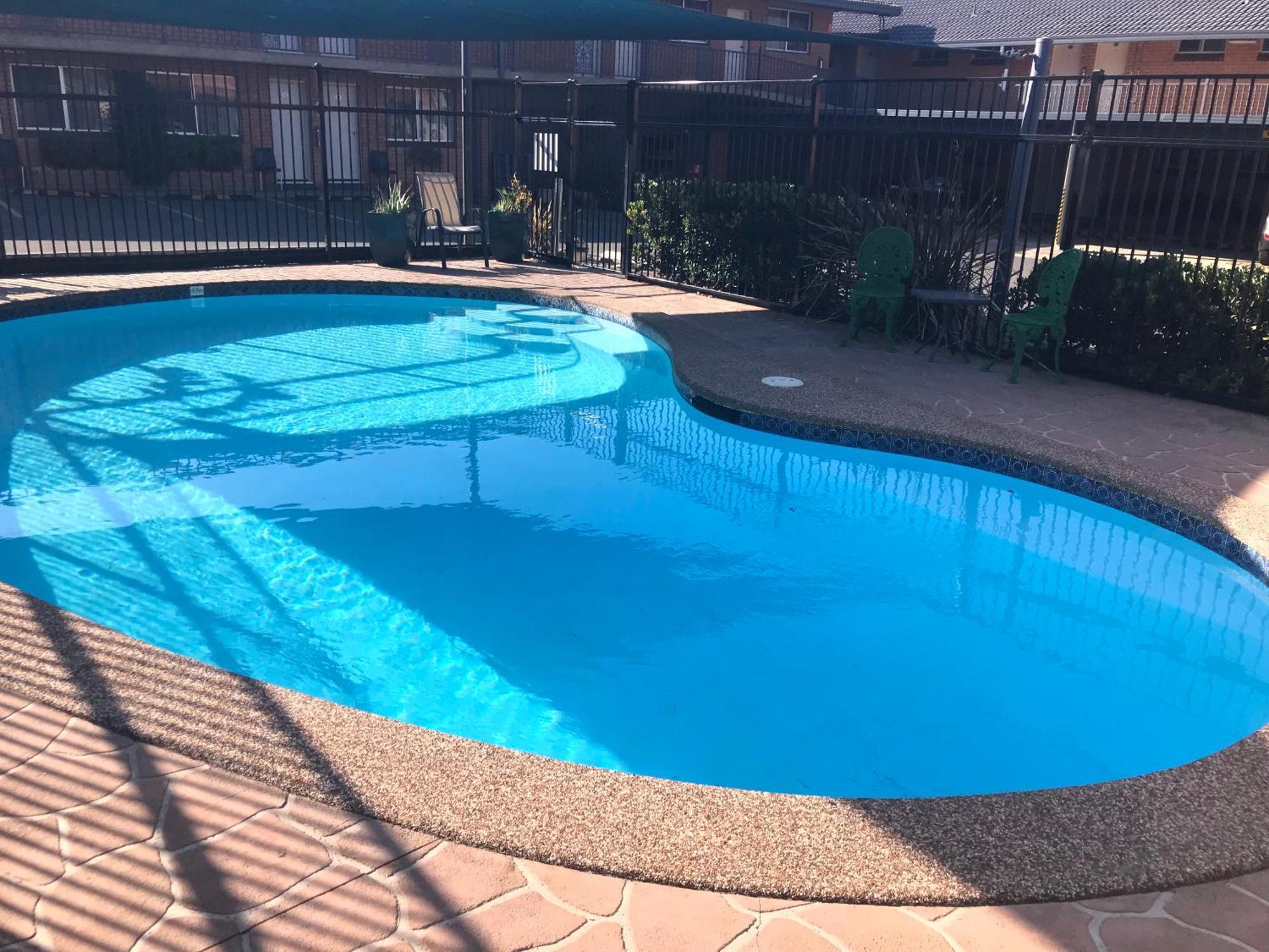Narellan Motor Inn מראה חיצוני תמונה