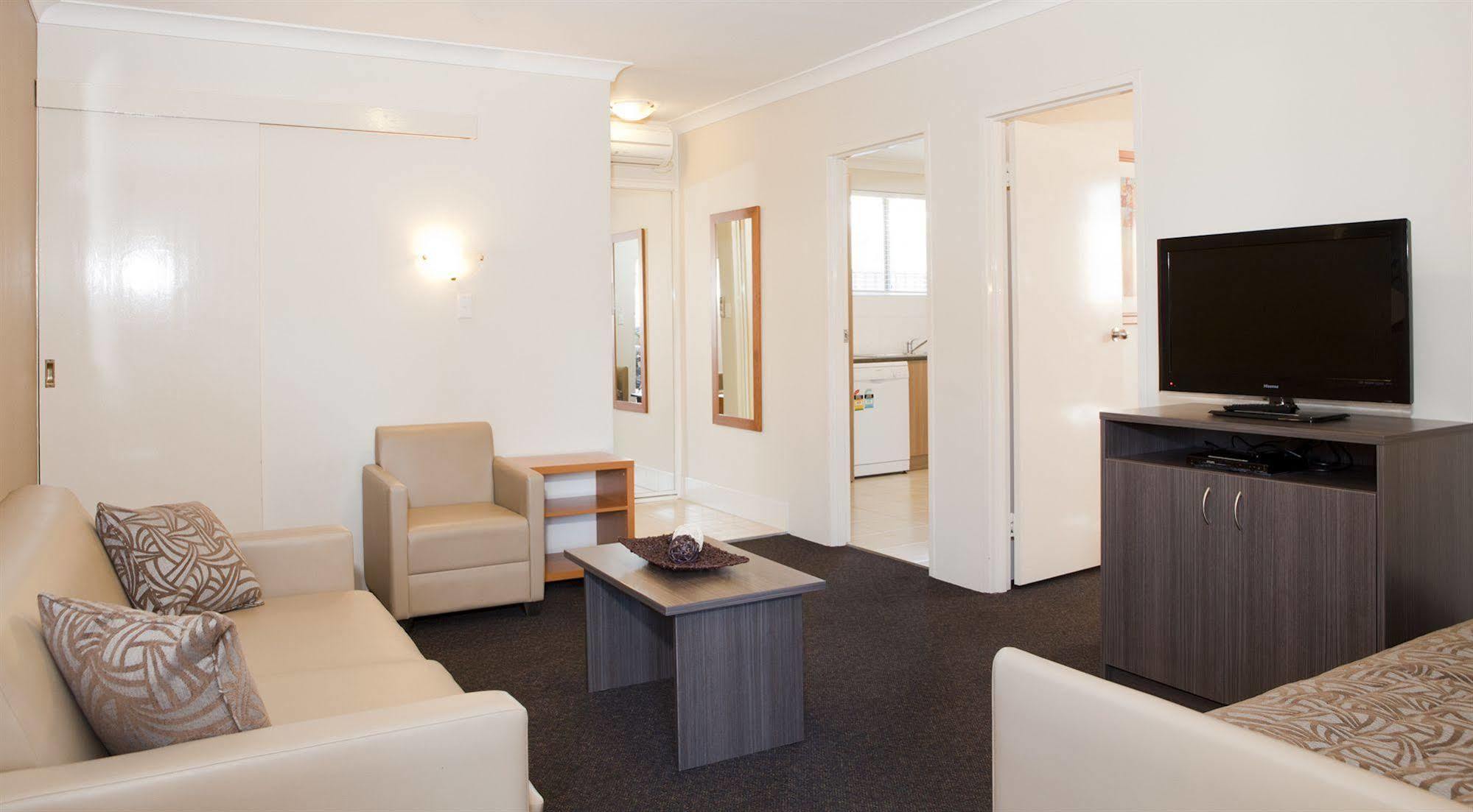 Narellan Motor Inn מראה חיצוני תמונה