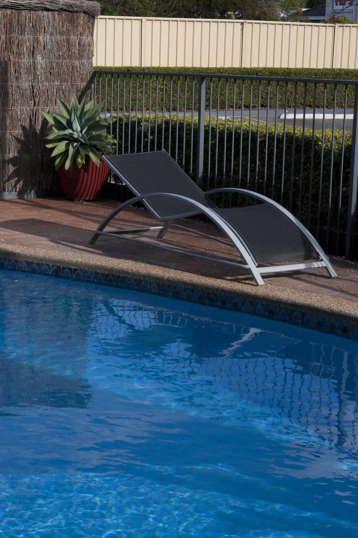 Narellan Motor Inn מראה חיצוני תמונה